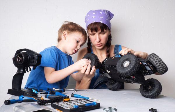 Things Your Kids Can Do if They Want To Work on Cars