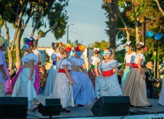 Celebrating Dia De Los Muertos: The Importance of Tradition