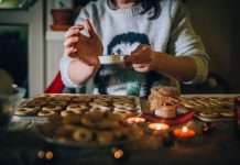 Baking Mom with Type 1 Diabetes